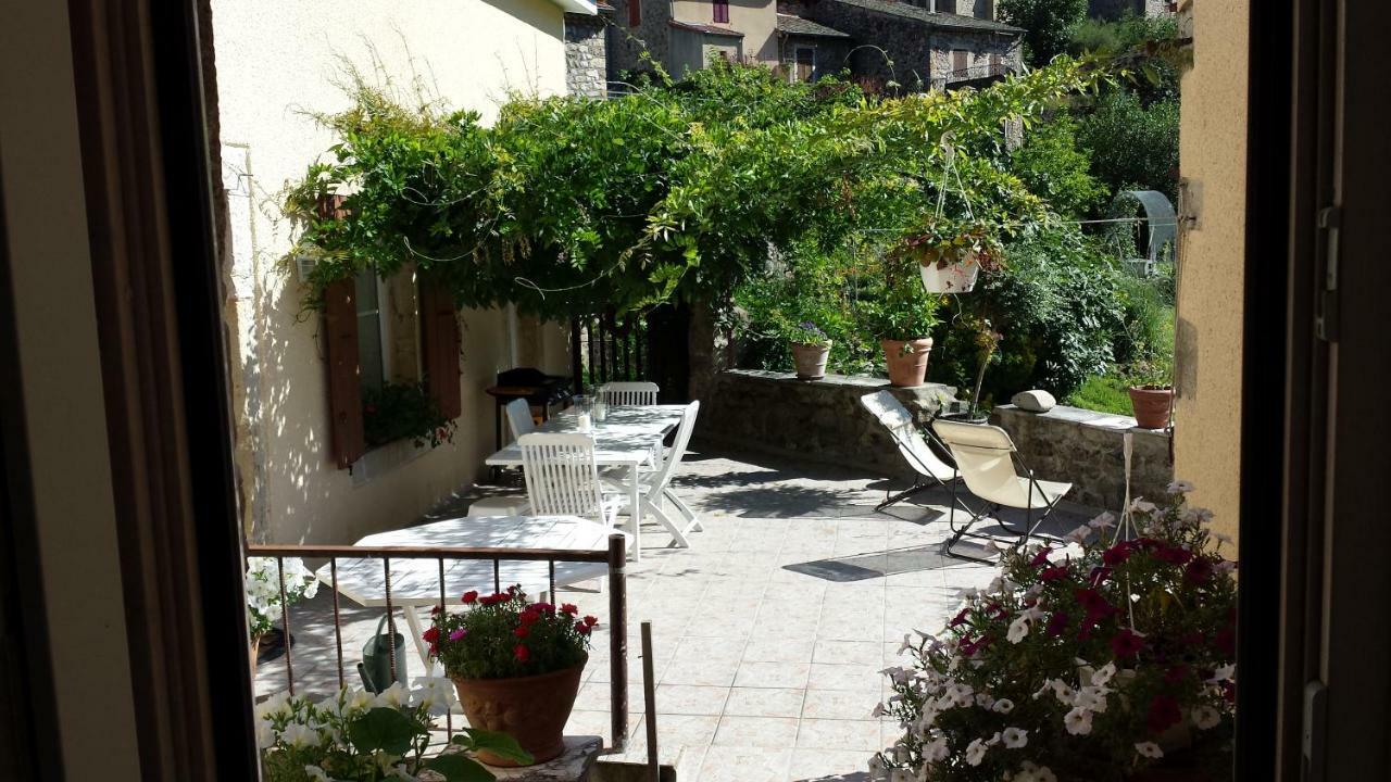 Gite De L'Eyrieux Les Ollieres-sur-Eyrieux Экстерьер фото